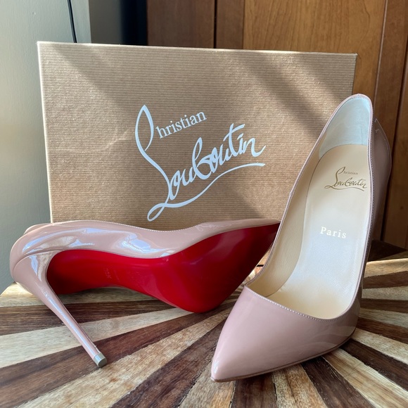 Christian Louboutin ‘So Kate’ Heels - Picture 2 of 8